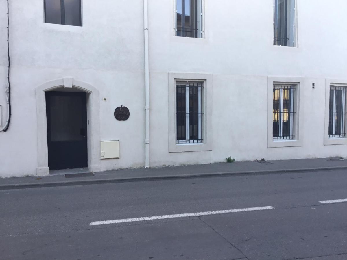 Appartement La Pomme D'Or LʼIsle-sur-la-Sorgue Eksteriør billede