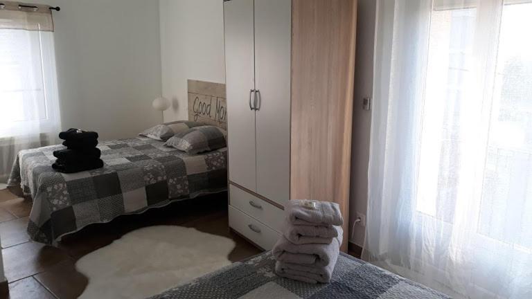 Appartement La Pomme D'Or LʼIsle-sur-la-Sorgue Eksteriør billede