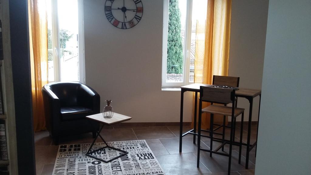 Appartement La Pomme D'Or LʼIsle-sur-la-Sorgue Eksteriør billede