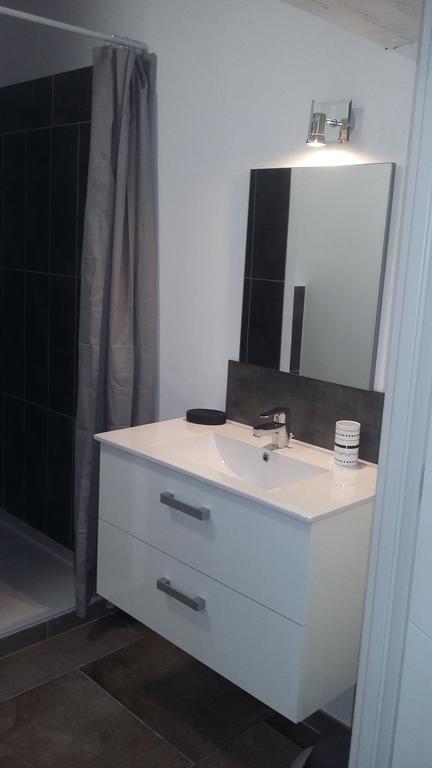 Appartement La Pomme D'Or LʼIsle-sur-la-Sorgue Eksteriør billede